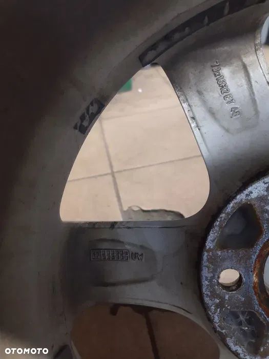 Całoroczne Dębica 215 60 16 z felgami - 6