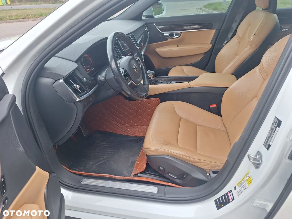 Volvo S90 T6 AWD Momentum - 16