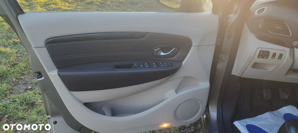 Renault Grand Scenic Energy dCi 130 Start & Stop Euro 6 Luxe - 40