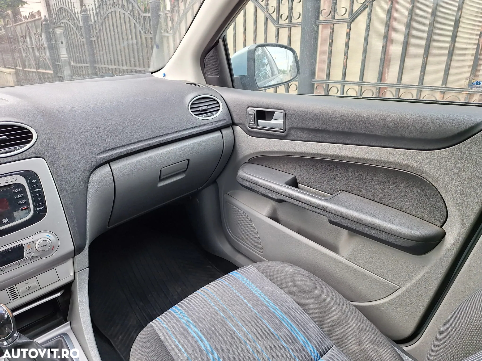 Ford Focus 1.6 Ti-VCT Trend - 27