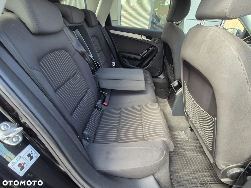 Audi A4 Avant 2.0 TDI DPF Ambition - 33