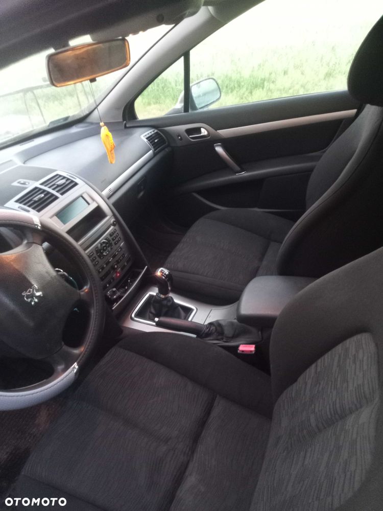Peugeot 407 - 2