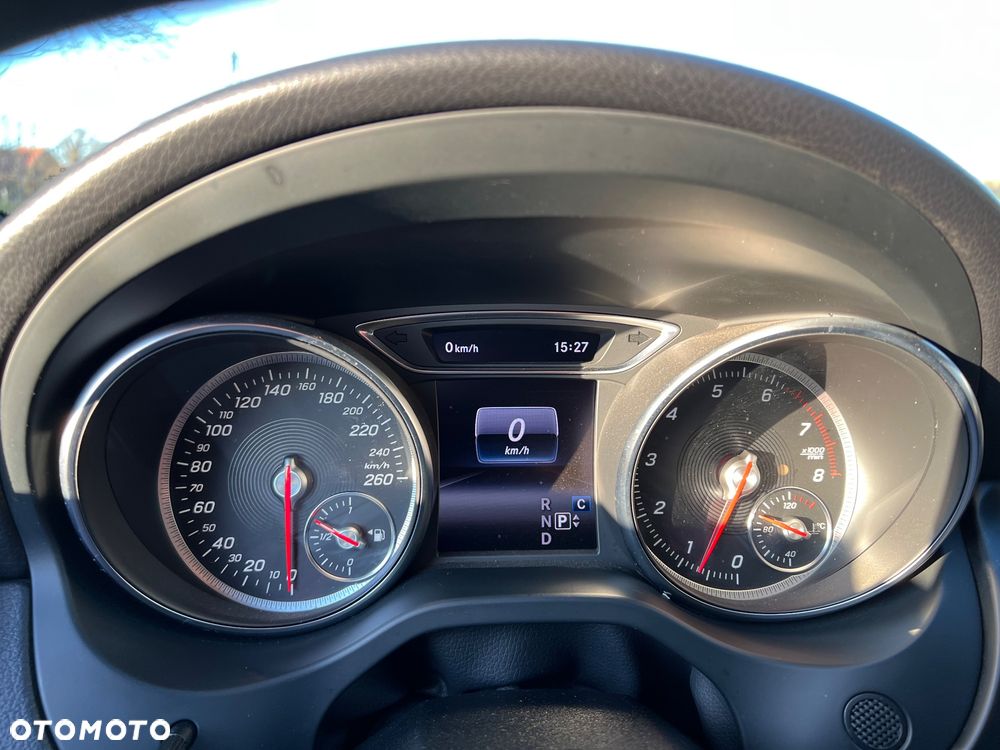 Mercedes-Benz CLA 250 7G-DCT Sport - 23