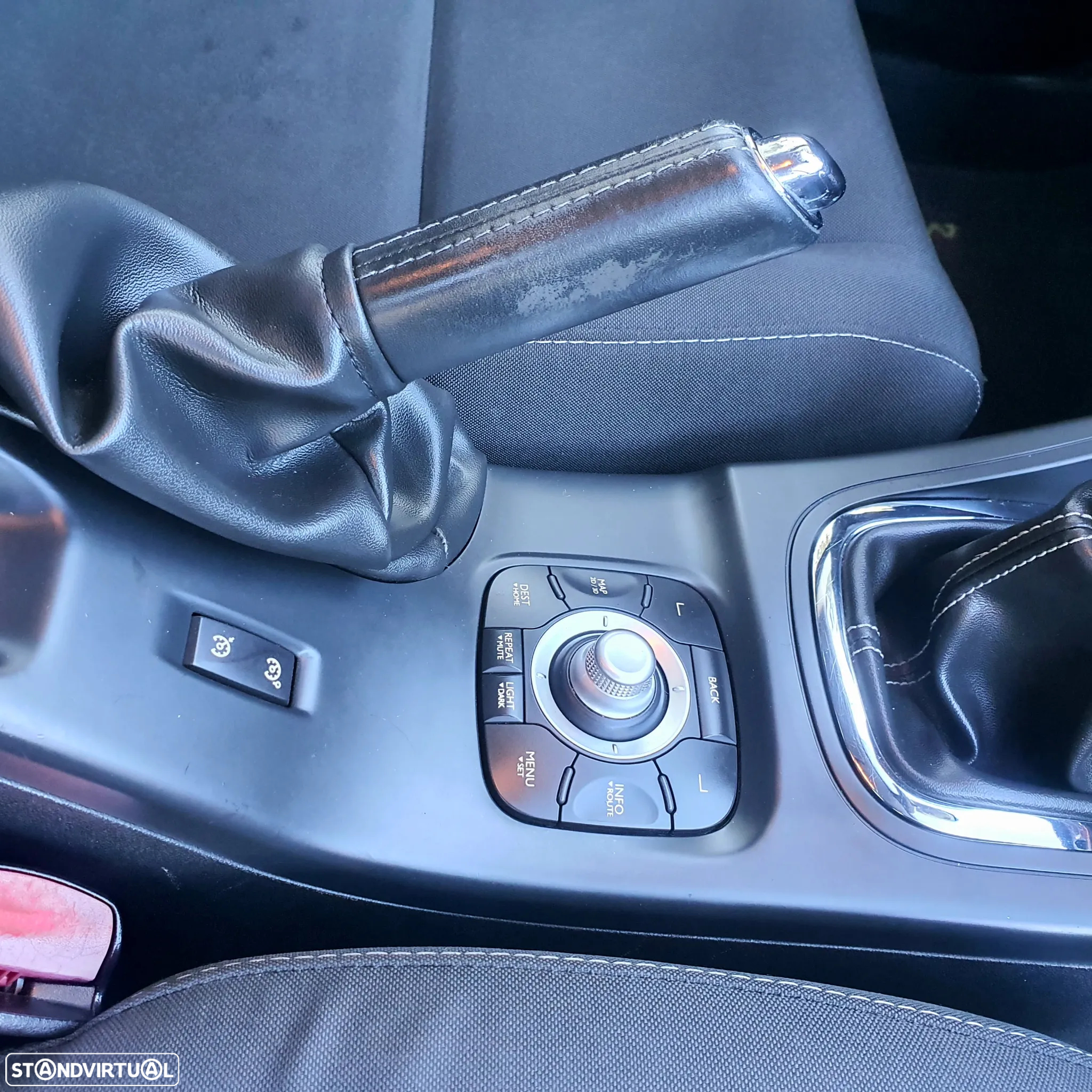 Renault Mégane 1.5 dCi Confort SS - 12