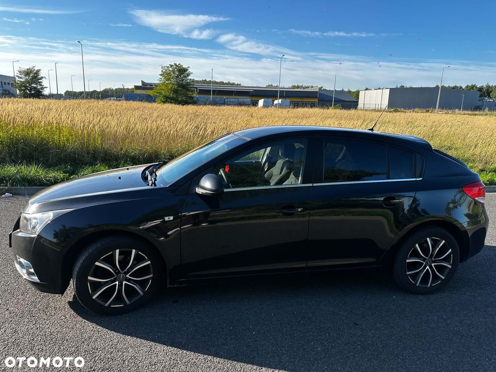 Chevrolet Cruze - 9