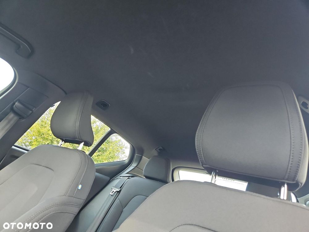 Volvo XC 40 73kWh P6 Recharge Core - 25