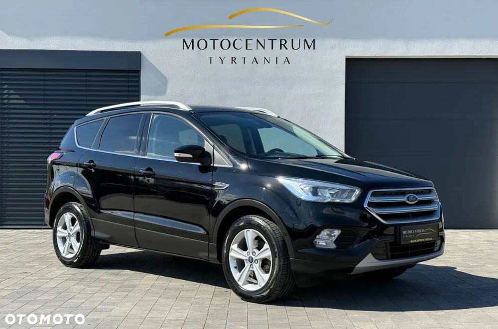 Ford Kuga 1.5 EcoBoost 2x4 Titanium - 1