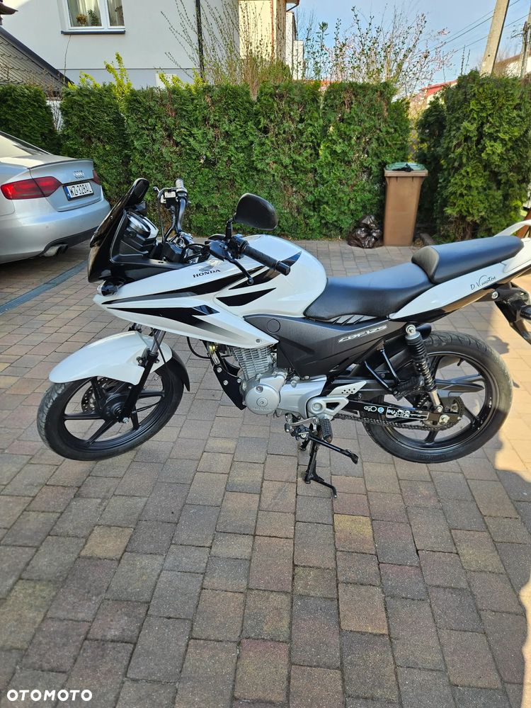 Honda CBF - 2