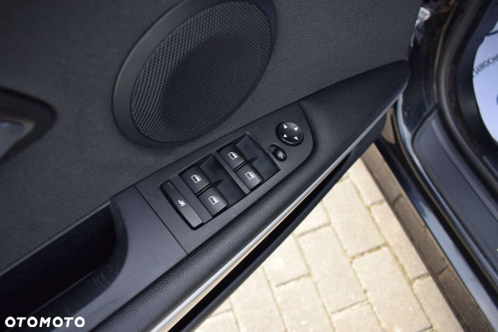 BMW Seria 3 - 17