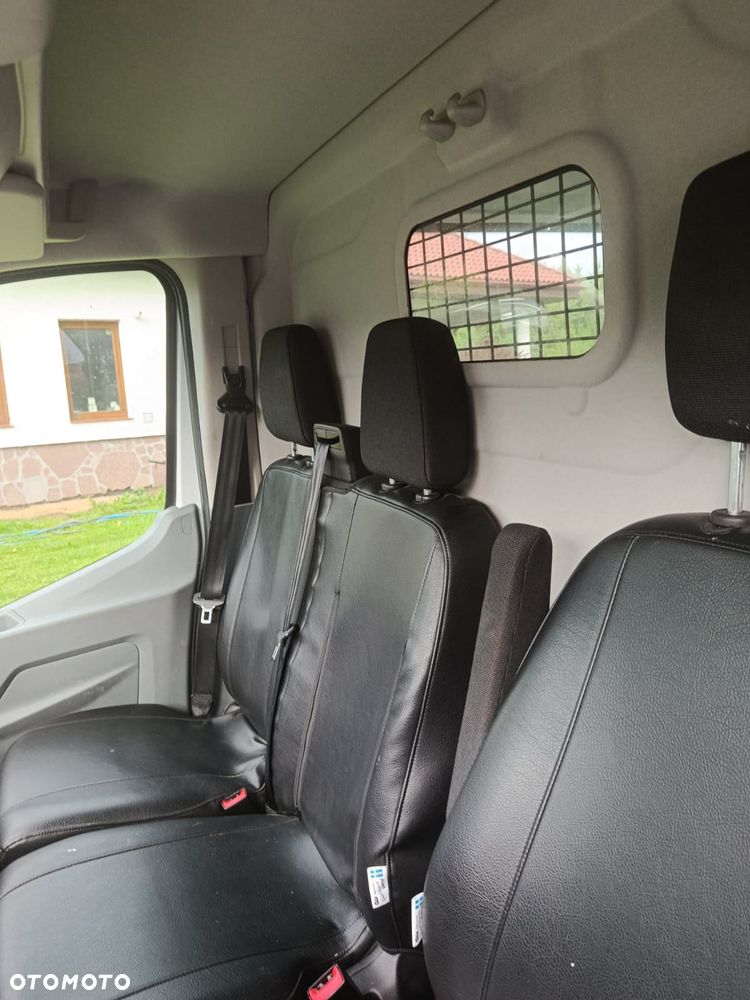 Ford Transit - 9