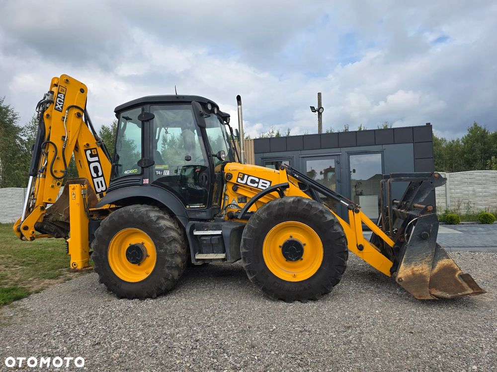 JCB - 7