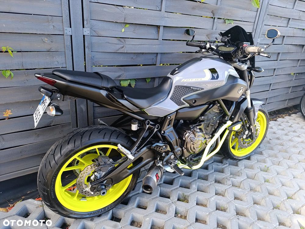 Yamaha MT - 4