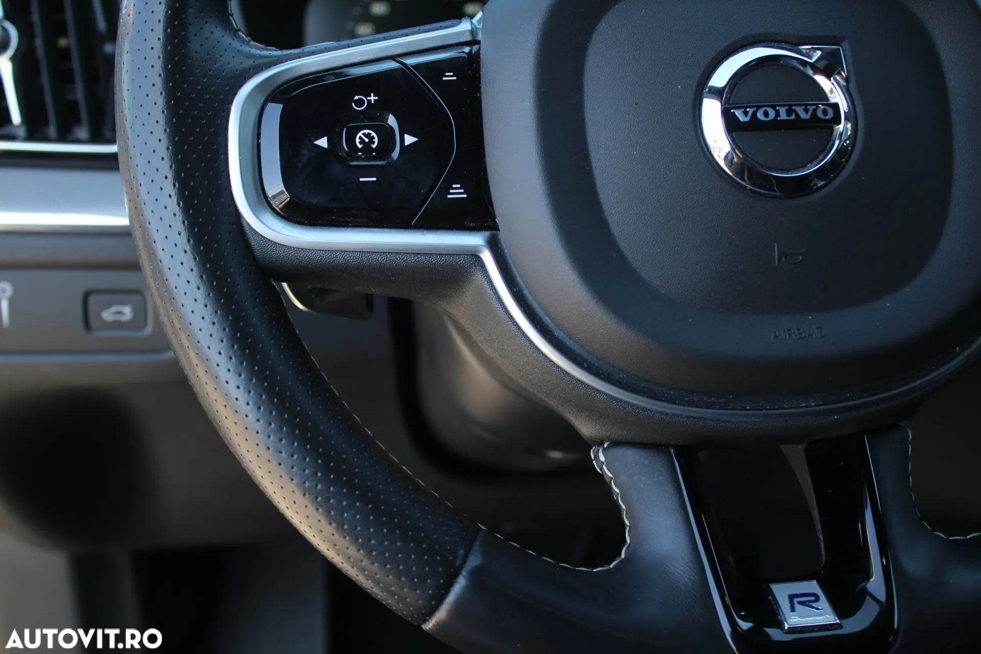 Volvo XC 60 B5 B AWD Geartronic RDesign - 7