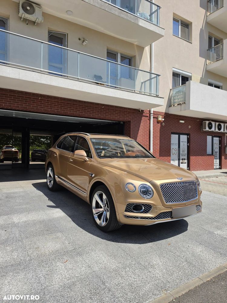 Bentley Bentayga - 3