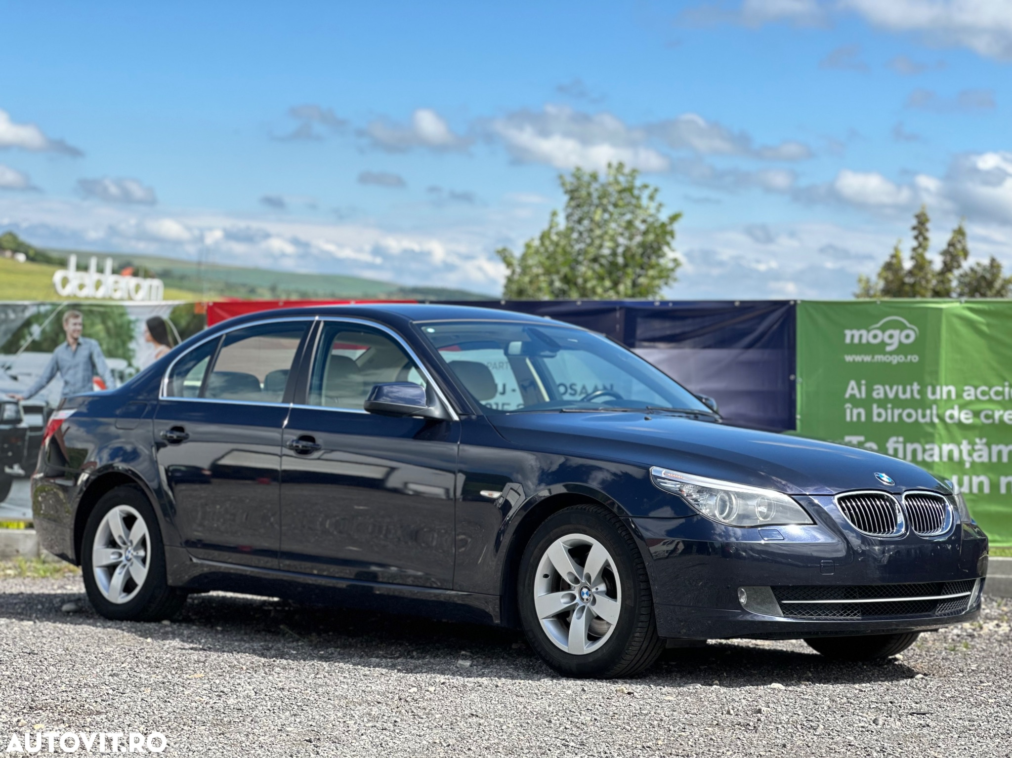 BMW Seria 5 523i Edition Sport - 2