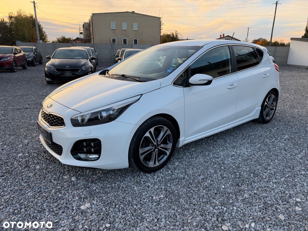 Kia Ceed 1.6 CRDi GT Line - 40