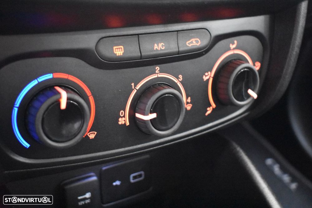 Fiat Tipo 1.3 M-Jet Lounge - 31