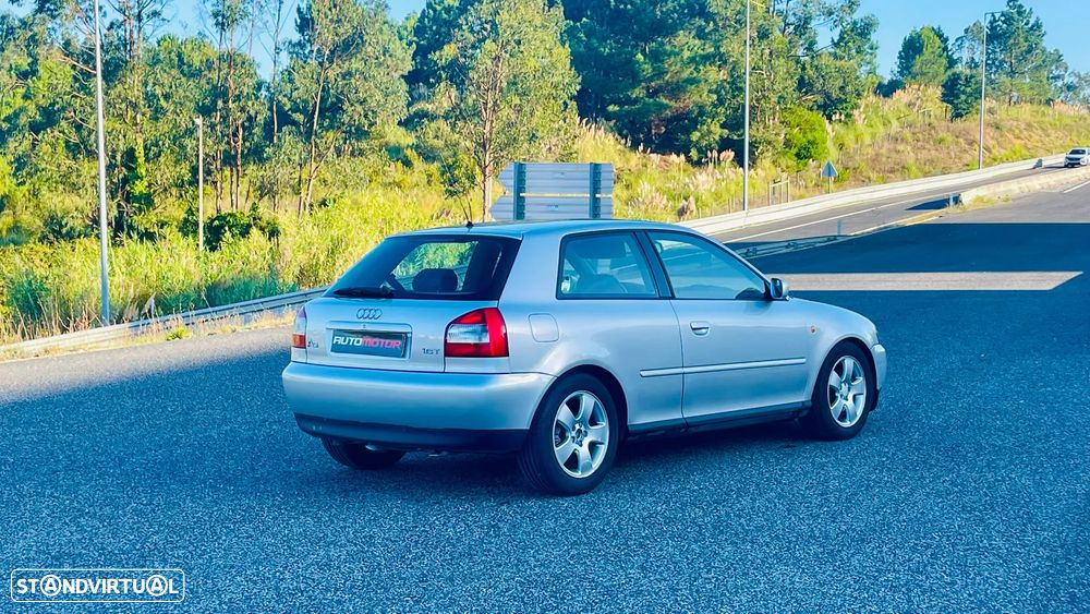 Audi A3 1.8 Sport Turbo - 3