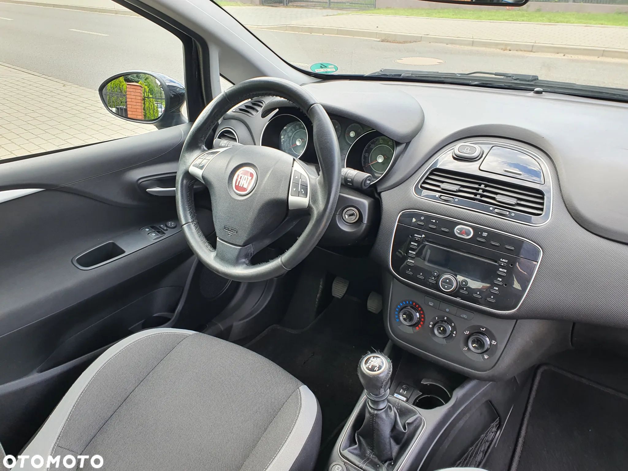 Fiat Punto Evo - 21