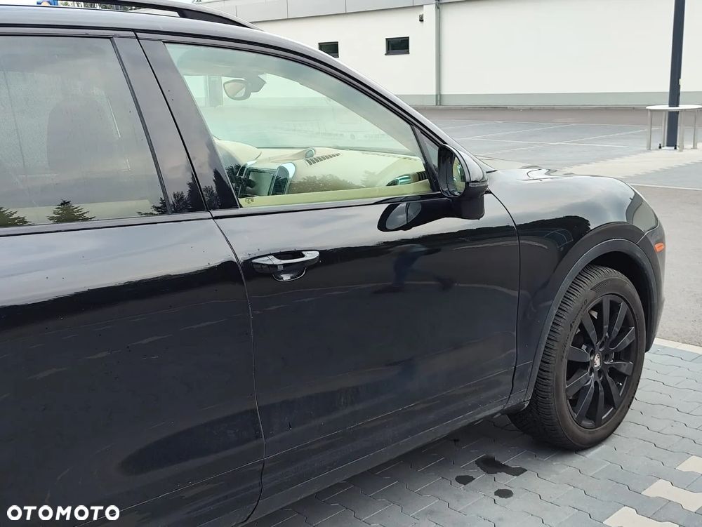 Porsche Cayenne S - 10