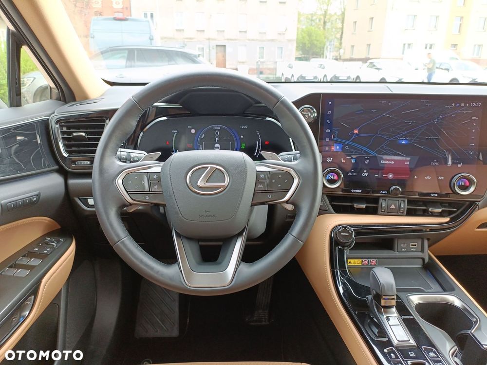 Lexus NX - 15