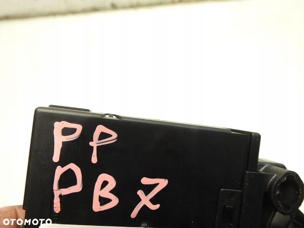 SILNICZEK OPUSZCZANIA SZYBY PRAWY PRZÓD VW PASSAT B7 3AA959702A 3AA837462 - 2