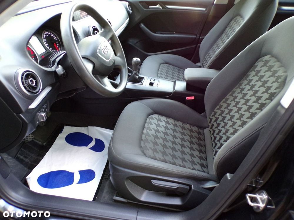 Audi A3 Sportback - 18