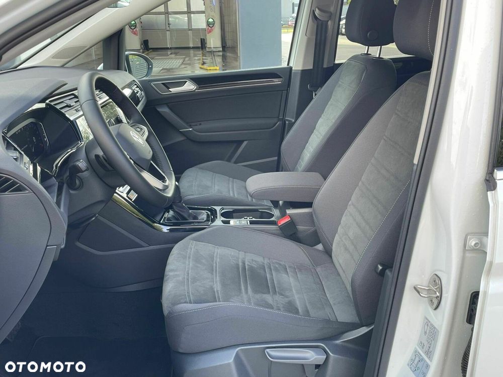 Volkswagen Touran 1.5 TSI EVO Highline DSG - 10