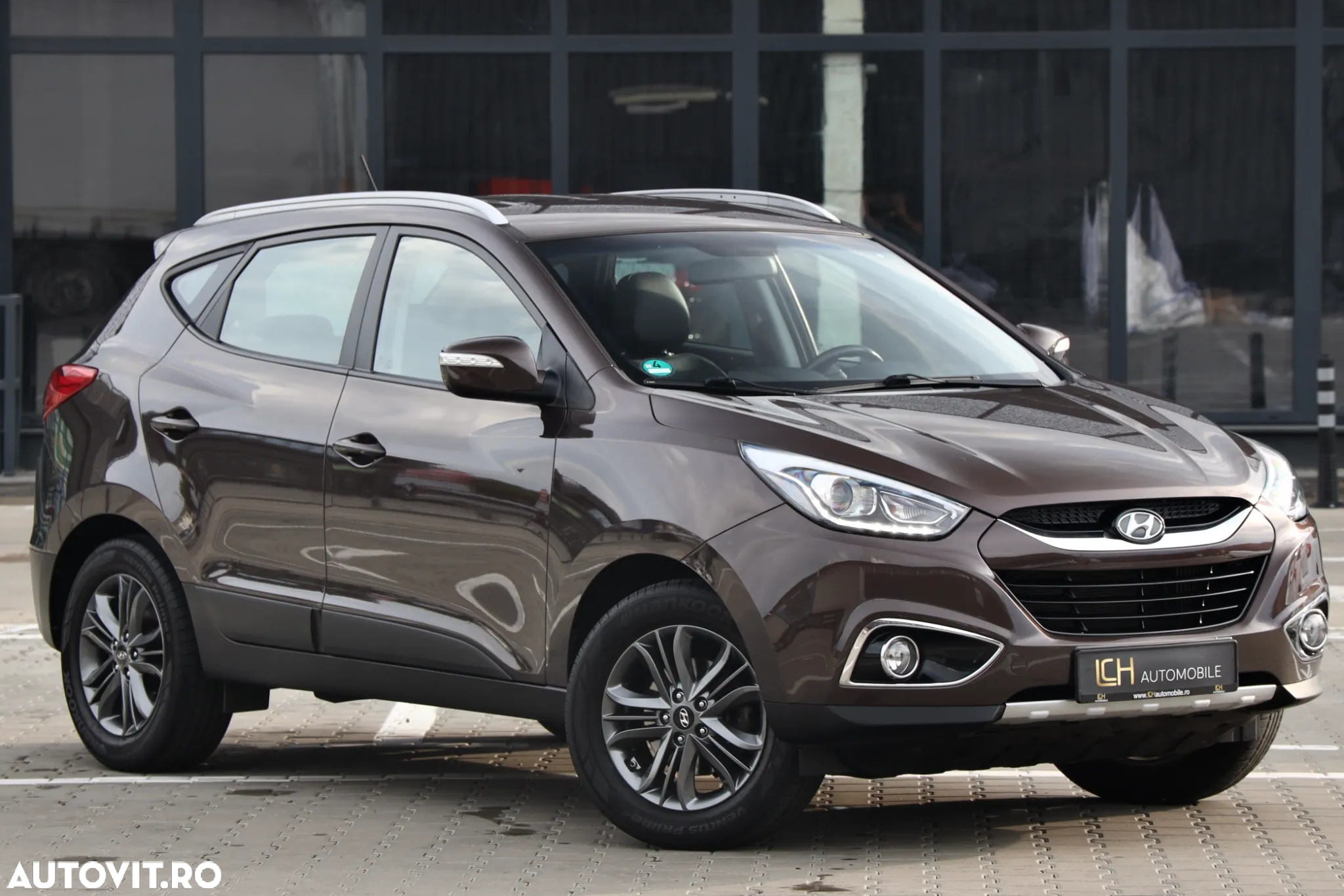 Hyundai ix35 2.0 CRDI 4WD Fifa World Cup Gold Edition - 2