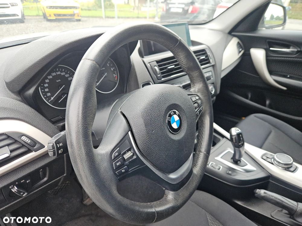 BMW Seria 1 116i Sport Line - 10