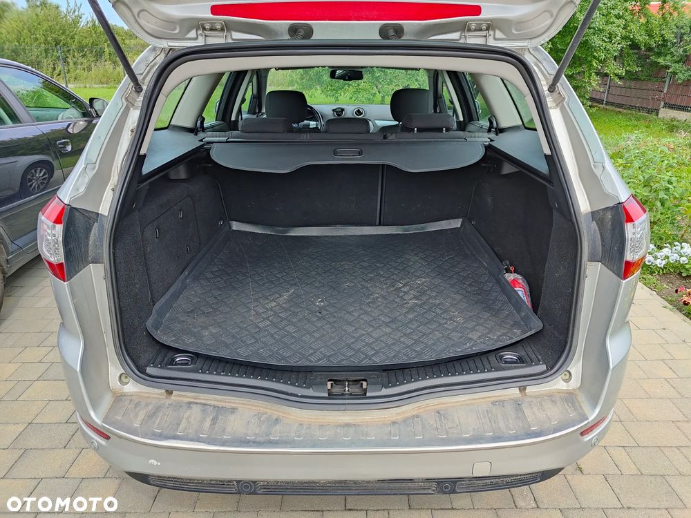 Ford Mondeo - 14