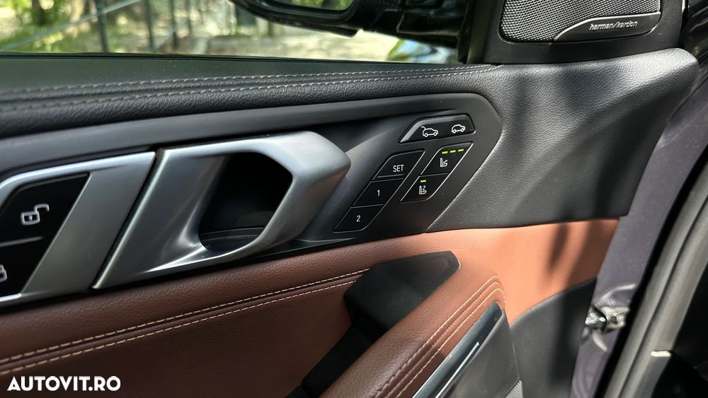 BMW X6 xDrive30d - 18