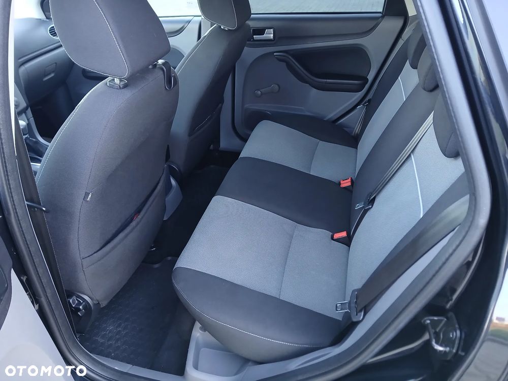 Ford Focus 1.6 TDCi Trend DPF - 11