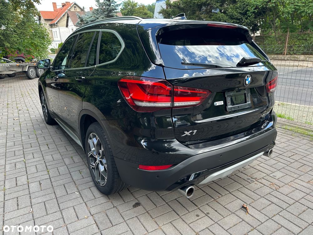 BMW X1 - 13