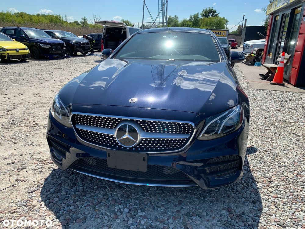 Mercedes-Benz Klasa E 400 4Matic Coupe 9G-TRONIC AMG Line - 4
