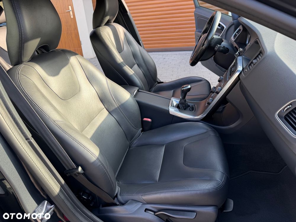 Volvo V60 D2 Drive-E Kinetic - 35