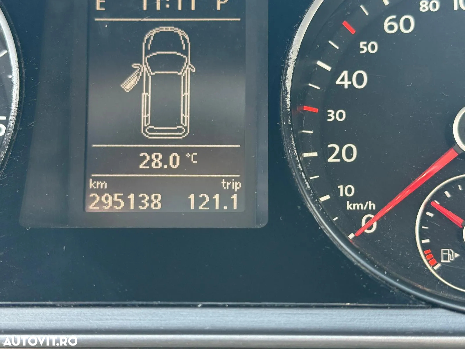 Volkswagen Passat Variant 2.0 TDI Blue TDI DSG Comfortline - 9