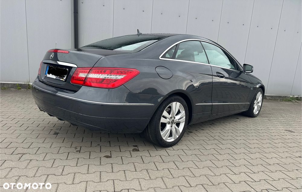 Mercedes-Benz Klasa E 250 CDI DPF BlueEFFICIENCY Automatik Avantgarde - 10