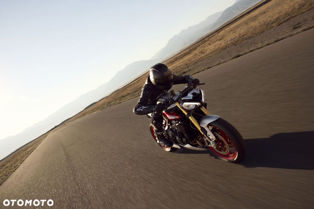 Triumph Street Triple - 5