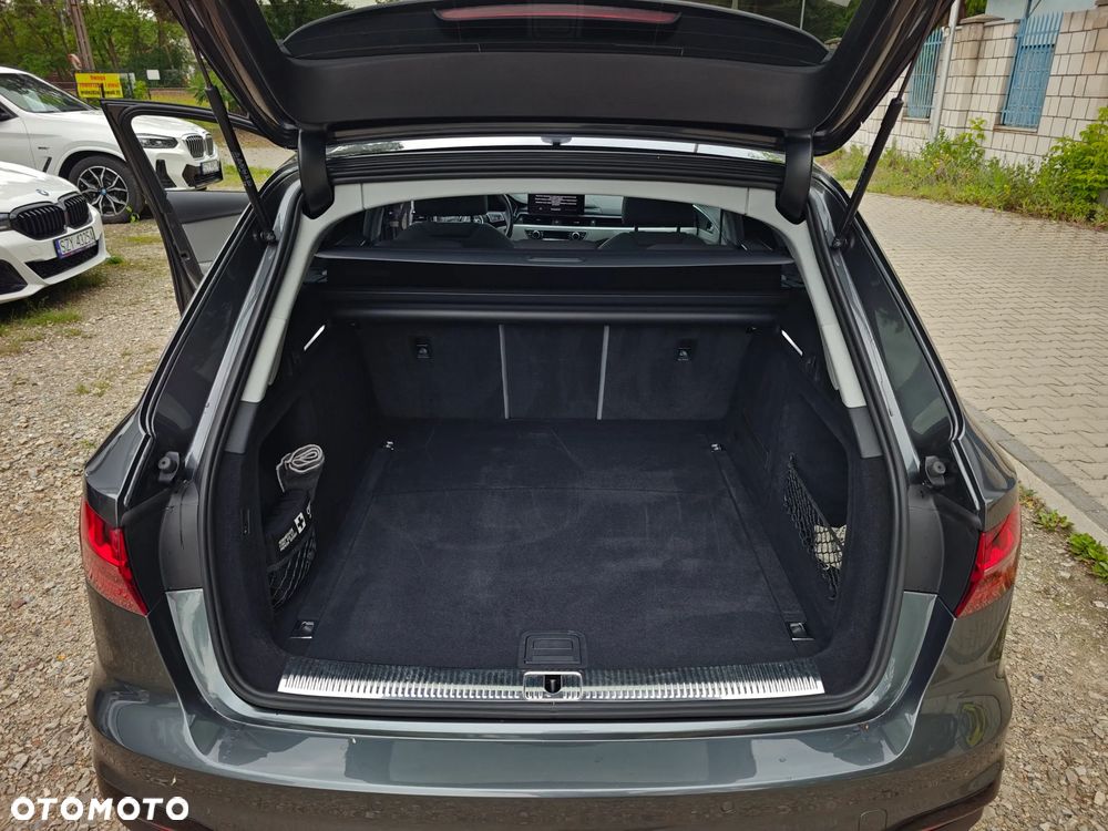 Audi A4 Avant 40 TDI quattro S tronic - 33