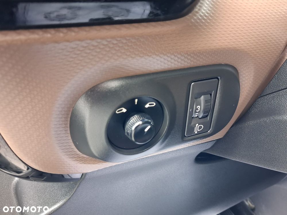 Citroën C4 Cactus e-VTi 82 ETG Stop&Start Shine Edition - 23