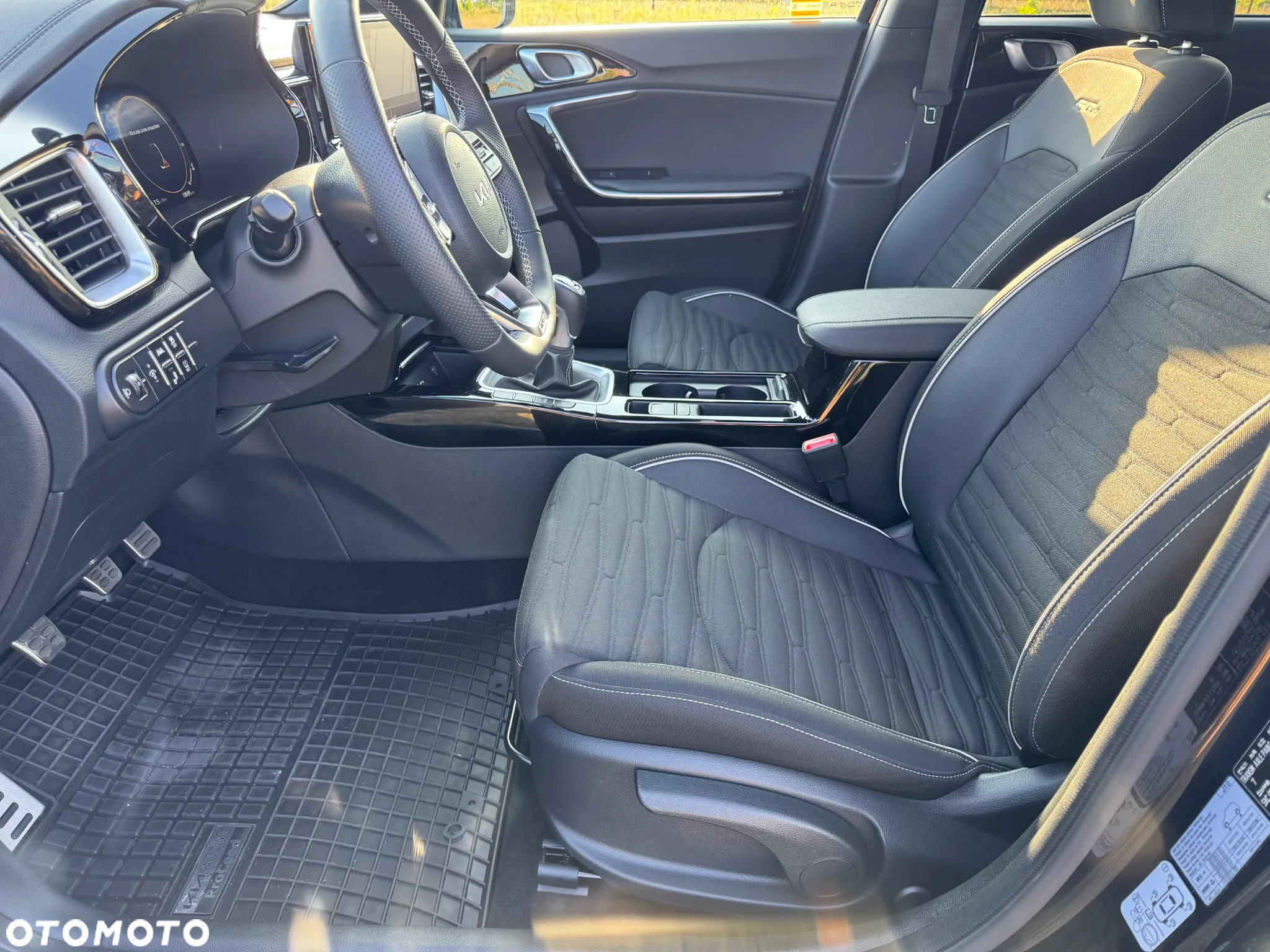 Kia ProCeed 1.5 T-GDI GT Line - 37