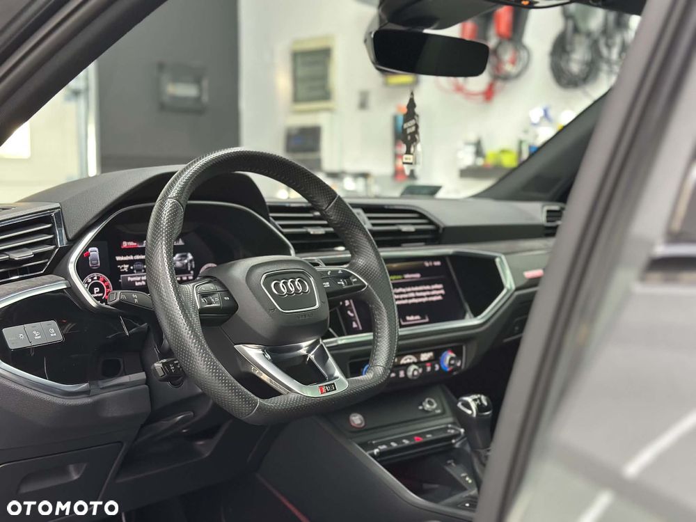 Audi RS Q3 2.5 TFSI quattro S tronic - 15