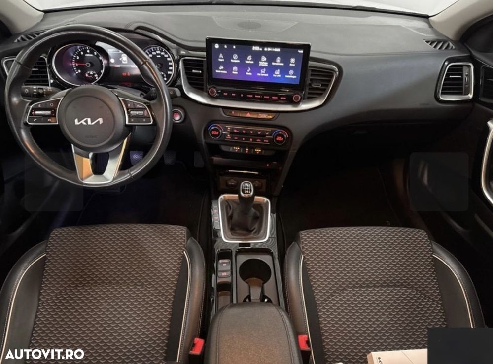 Kia XCeed - 7