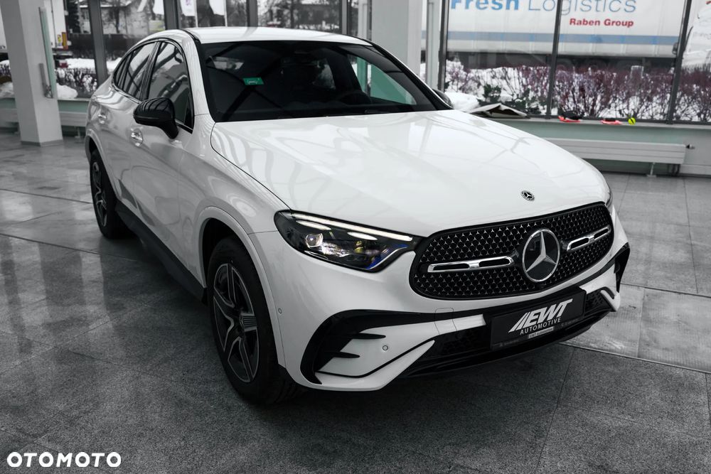 Mercedes-Benz GLC 300 de 4Matic 9G-TRONIC AMG Line - 2