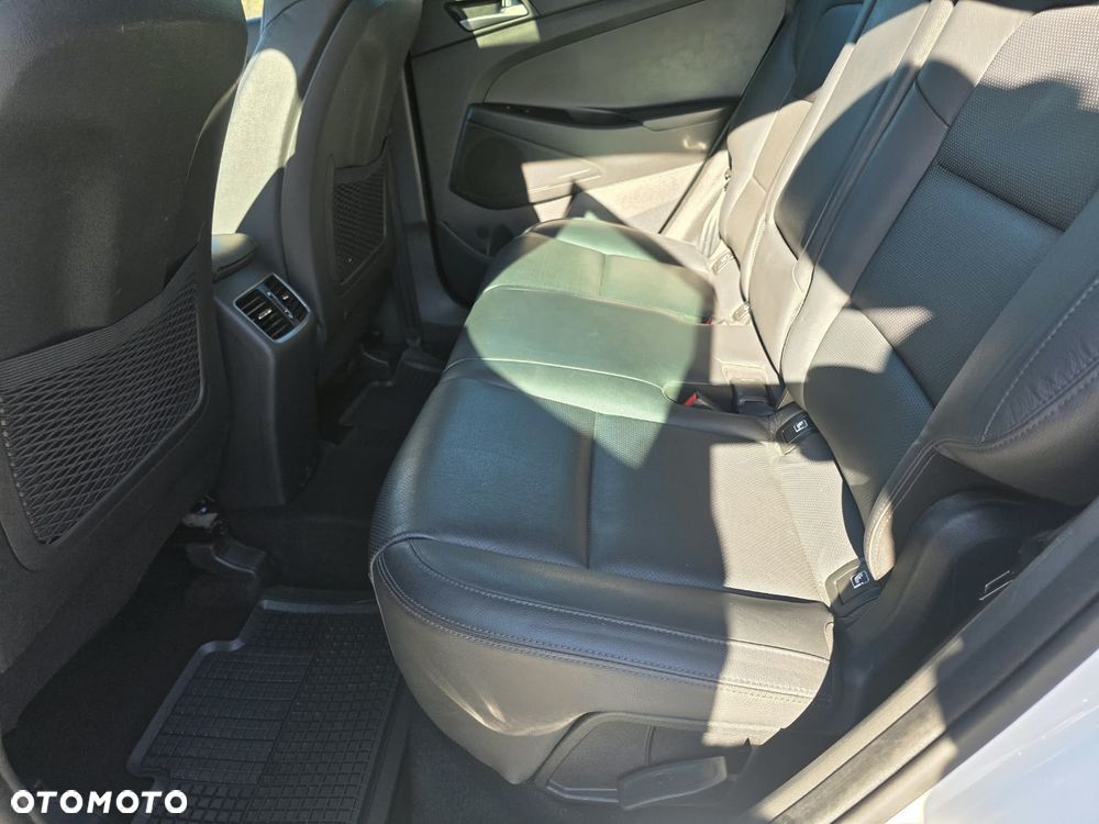 Hyundai Tucson - 37