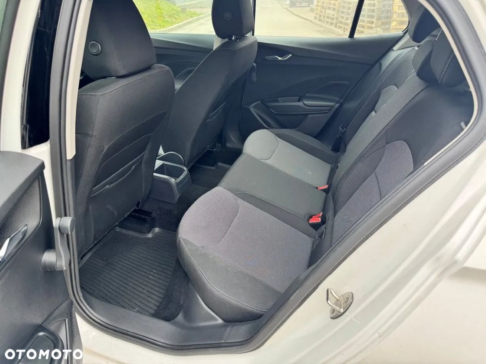 Skoda Fabia 1.0 TSI Ambition - 17