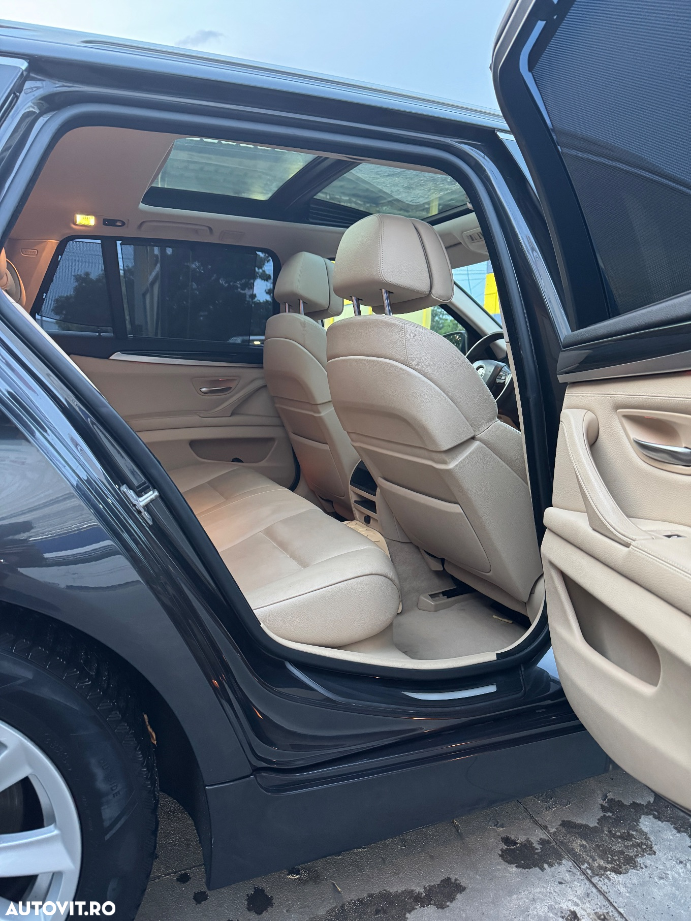 BMW Seria 5 520d Touring Aut. - 29