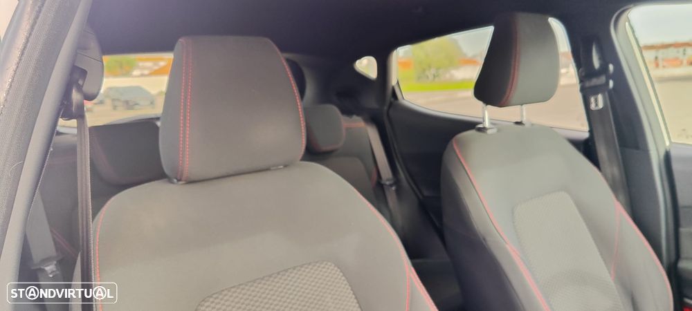 Ford Fiesta 1.0 EcoBoost ST-Line - 16