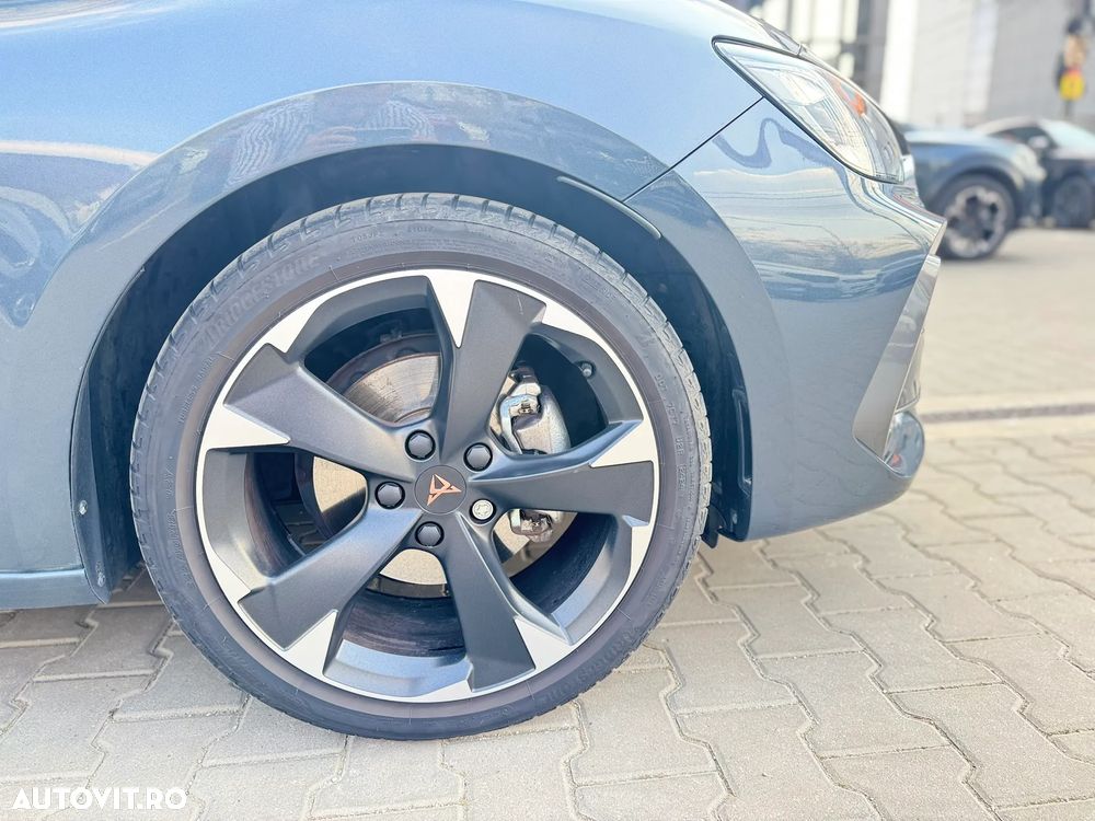 Cupra Leon 1.5 eTSI DSG MHEV - 13